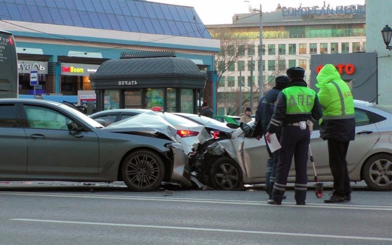 
            Экспресс-штрафы ГИБДД, продвинутые камеры и другое. Автоновости недели
        