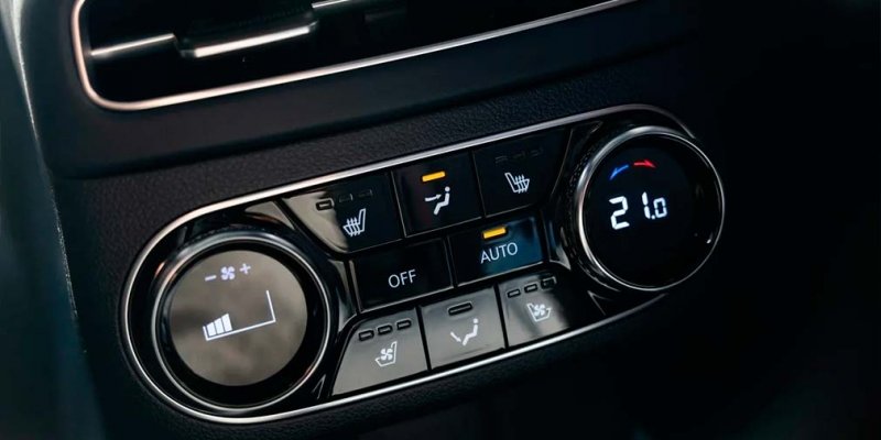 
            Хозяин дома. Тест-драйв Genesis G70 и GV70
        