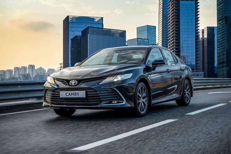 Автомобили Toyota выросли в цене на 32-182 тысячи рублей