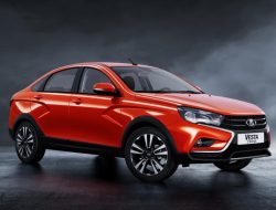 АвтоВАЗ приостановил продажи Lada Vesta Cross и Vesta SW Cross