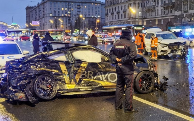
            В Госдуме поручили ужесточить наказание для лихачей на дорогах
        