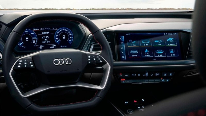 
            Audi выпустила семиместный кроссовер Q5 e-tron
        