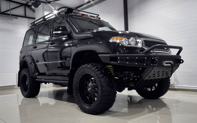 
            Реакция американцев на UAZ Patriot: «Суров, как русский танк!»
        