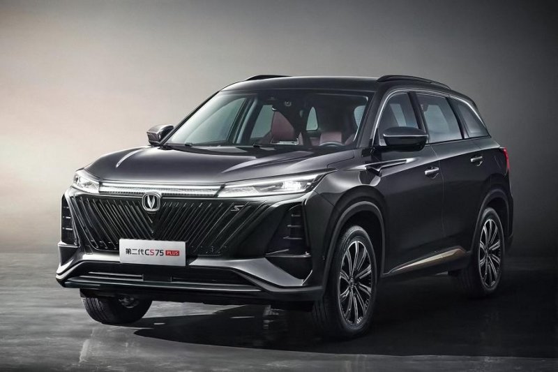 Changan освежила внешность кроссовера CS75 Plus