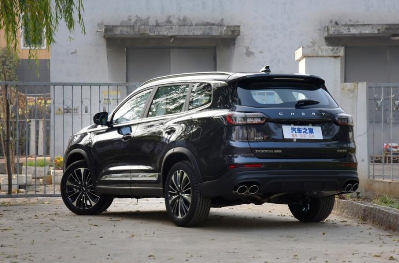 Chery Tiggo 8 обзавелся полным приводом и новым мотором
