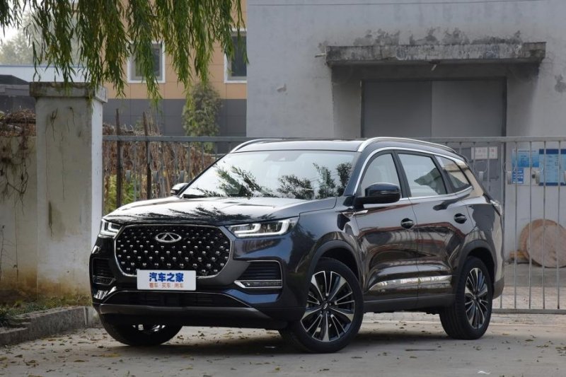 Chery Tiggo 8 обзавелся полным приводом и новым мотором