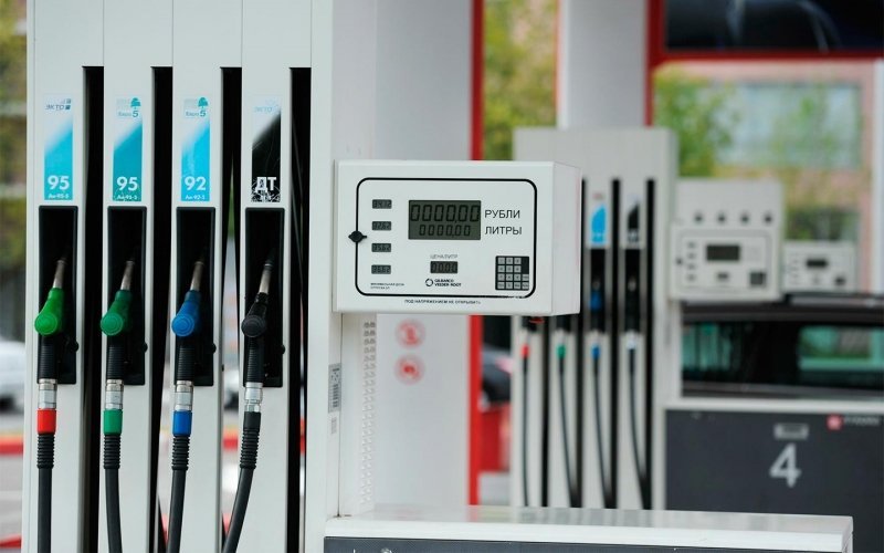 
            Цены на бензин в 2021 и 2022 году. К чему готовиться водителям?
        