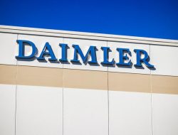 Daimler продал свою долю в Renault, которой владел 11 лет