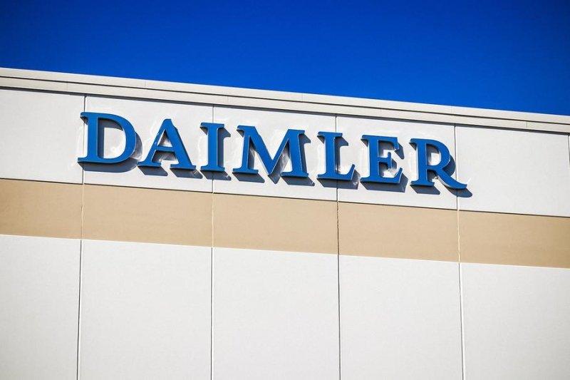 Daimler продал свою долю в Renault, которой владел 11 лет