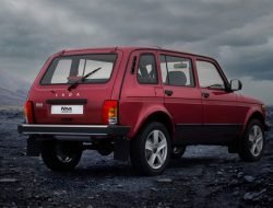 Пятидверную Lada Niva закончат выпускать в декабре