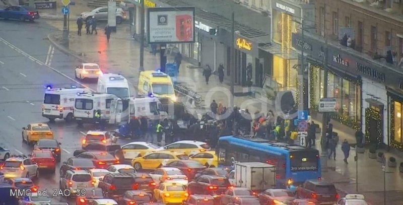 
            Страшное ДТП на Кутузовском: в расследовании случился неожиданный поворот
        
