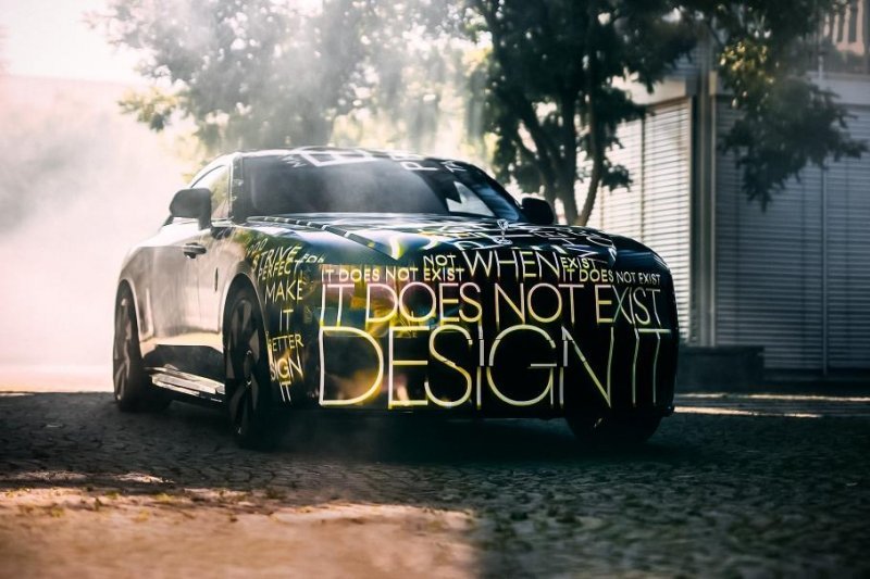 Электрокары Rolls-Royce можно будет узнать по фирменной радиаторной решетке