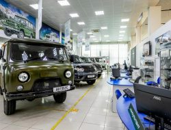 УАЗ предложил жаловаться на завышающих цены дилеров