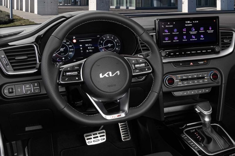 
            Kia объявила рублевые цены на обновленный Ceed
        