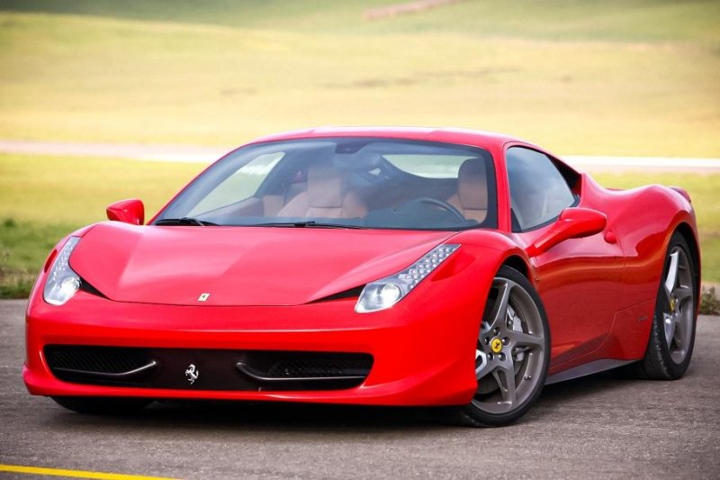Ferrari предупредила о неисправности всех выпущенных за 10 лет суперков 458 и 488