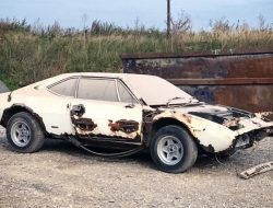 Ferrari продают за полтора миллиона рублей. Но есть подвох