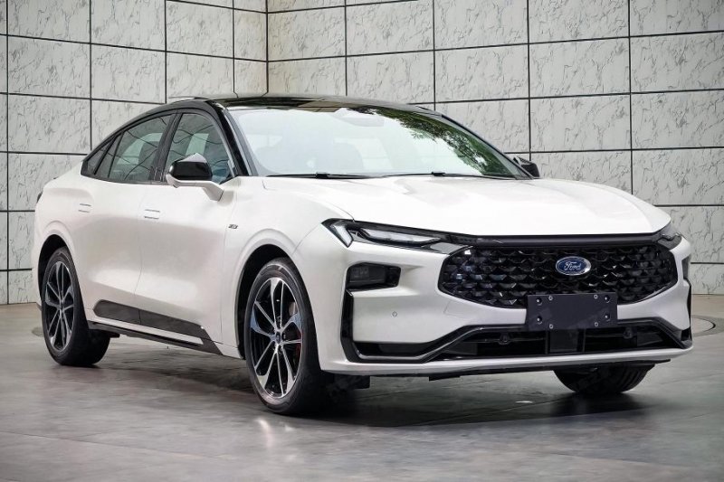 Ford Mondeo сменил поколение и радикально преобразился: новые фотографии