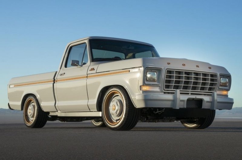 Ford перевел на электричество 43-летний пикап F-100