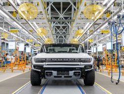General Motors открыла новый завод Factory ZERO