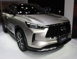 Infiniti удешевила новый семиместный кроссовер QX60