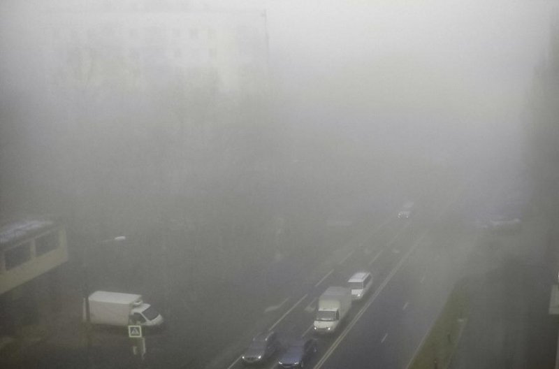 Из-за тумана московские дорожные камеры «не замечают» нарушений ПДД