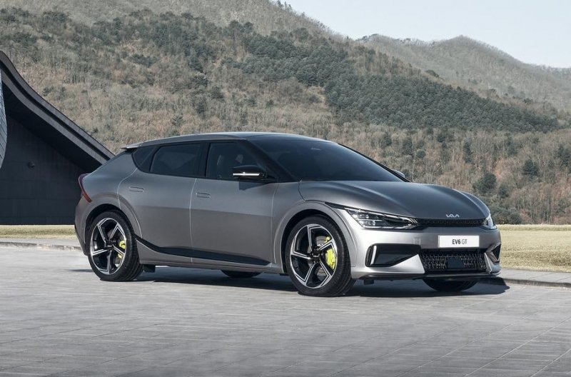 Kia подтвердила две новинки для России в 2022 году