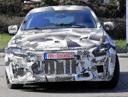 Кроссовер Ferrari Purosangue заметили на тестах