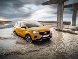 Lada XRay Cross лишился двух комплектаций