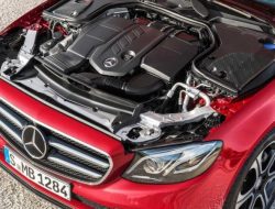 Mercedes-Benz заподозрили в искажении результатов испытаний дизельных моторов