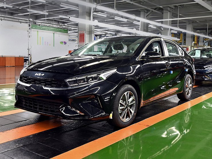 На «Автоторе» запустили сборку полного цикла Kia Cerato