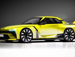 Nissan придется электрифицировать GT-R, чтобы сохранить модели жизнь