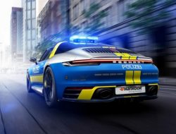 Новый Porsche 911 Targa приспособили для нужд полиции