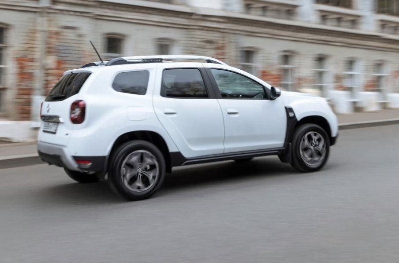 Новый Renault Duster теперь можно взять по подписке. И вот за сколько