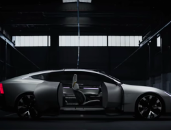 Polestar впервые показала конкурента Tesla Model S