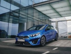 Последний герой: видео тест-драйв обновленного Kia Ceed