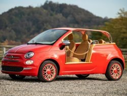 Посмотрите на пляжный Fiat 500 без дверей, крыши и с плетёным интерьером