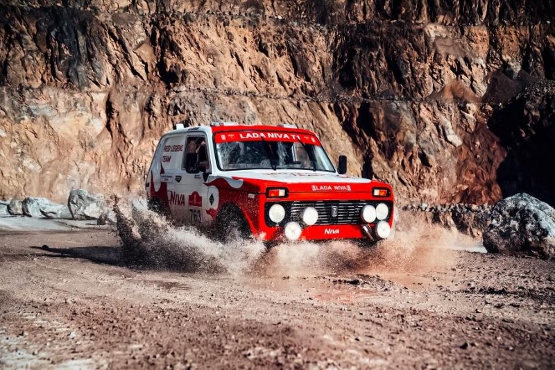 Раллийную Lada Niva для «Дакара» показали на видео