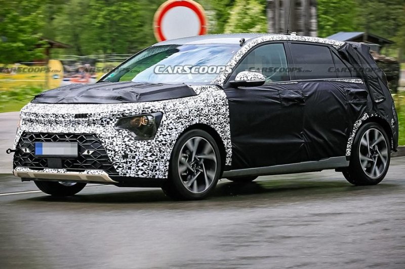 Раскрыта дата премьеры нового поколения Kia Niro
