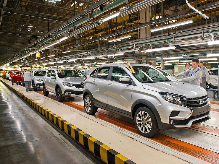 Россиянам рассказали, как купить новую LADA прямо на заводе