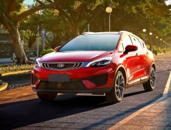 Самая дешевая модель Geely снова покинула Россию