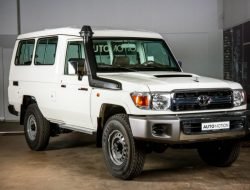 Самый дешевый новый Toyota Land Cruiser стоит 5,6 миллиона рублей. И это не «трехсотка»