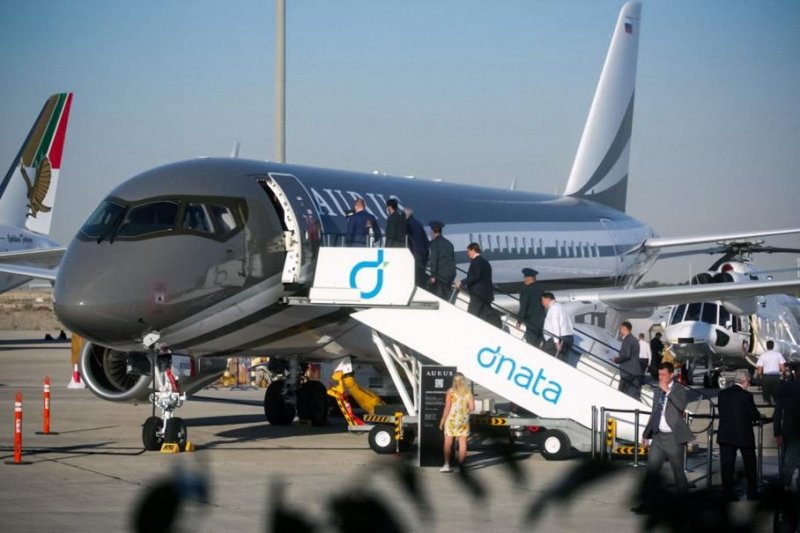Стала известна стоимость бизнес-джета Aurus: он дешевле Boeing