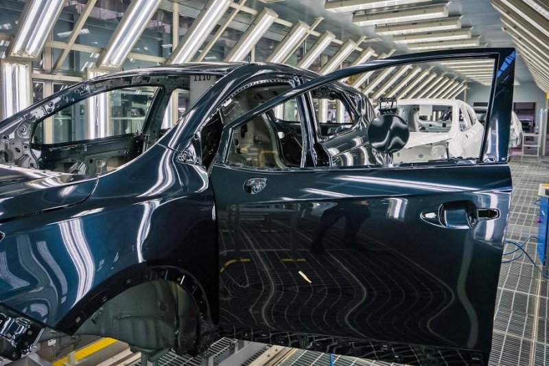 Стало известно, сколько дней в ноябре АвтоВАЗ выпускал Lada Granta