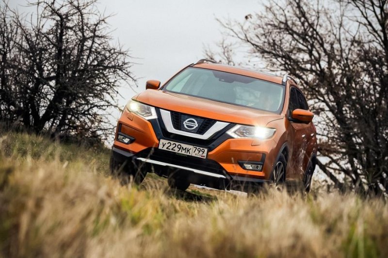 Стало известно, сколько стоят Nissan Qashqai и X-Trail по подписке в России