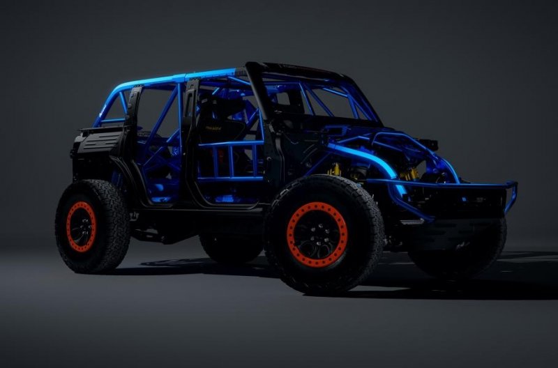 У Ford Bronco появилась 400-сильная заводская версия для пустынных гонок