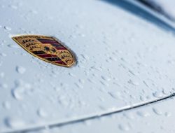 В Porsche назвали три условия возвращения в Формулу-1