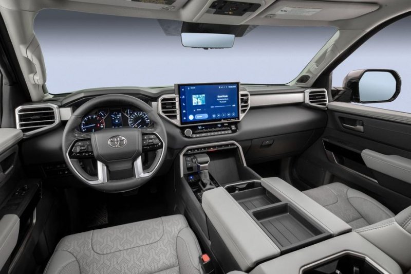 Все модели Toyota получат новую мультимедийную систему