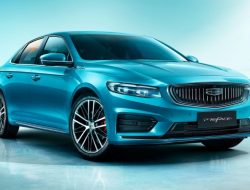 На белорусском заводе Geely заметили новый седан на базе Volvo