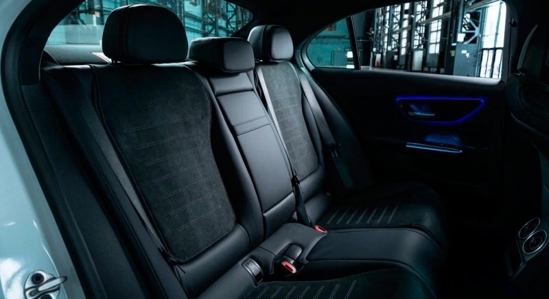 
            Модельное масштабирование. Тест-драйв нового Mercedes C-класс
        