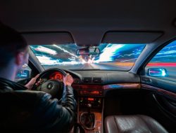 Госдума ужесточила наказание для водителей-лихачей